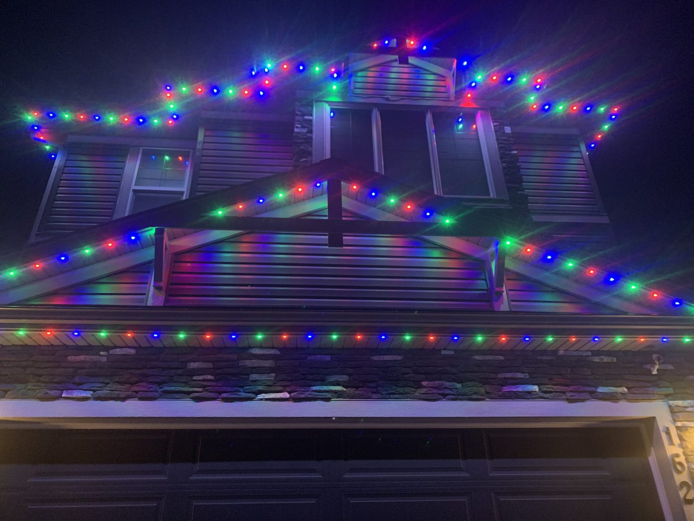 Roofline lighting detail